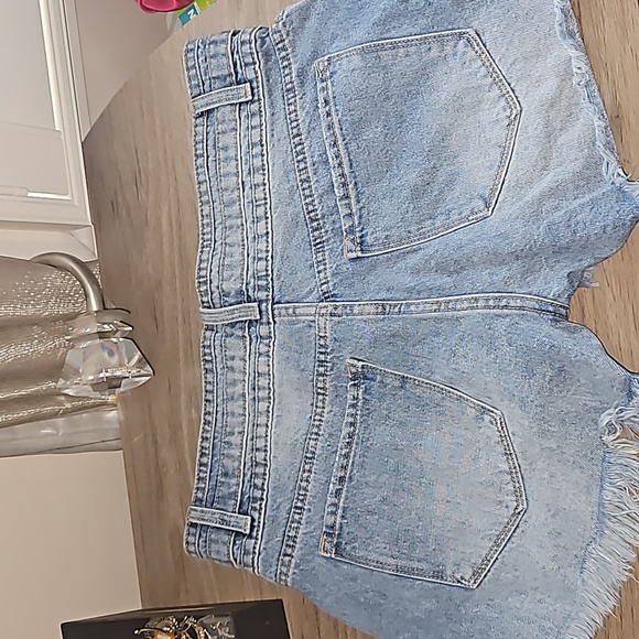 Jean Shorts - Picture 2 of 4